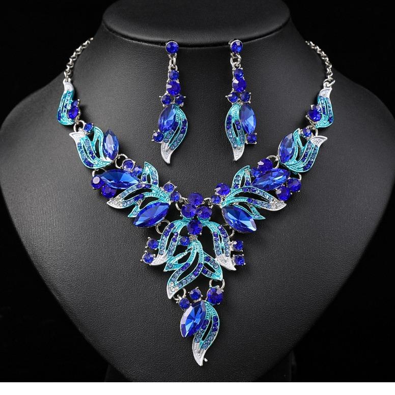 Color Painting Oil Necklace Set Female Exaggerated Retro, Sweater Chain Collarbone Chain, Alloy Plating