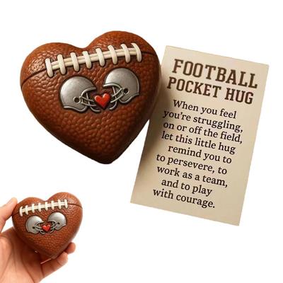 Liebesherz Fußball Taschenumarmung mit positiver Karte Emotionale Unterstützung Herzförmiger Baseball Taschenanhänger Spieler Fans Sammlerstück Aufmunterungsgeschenk