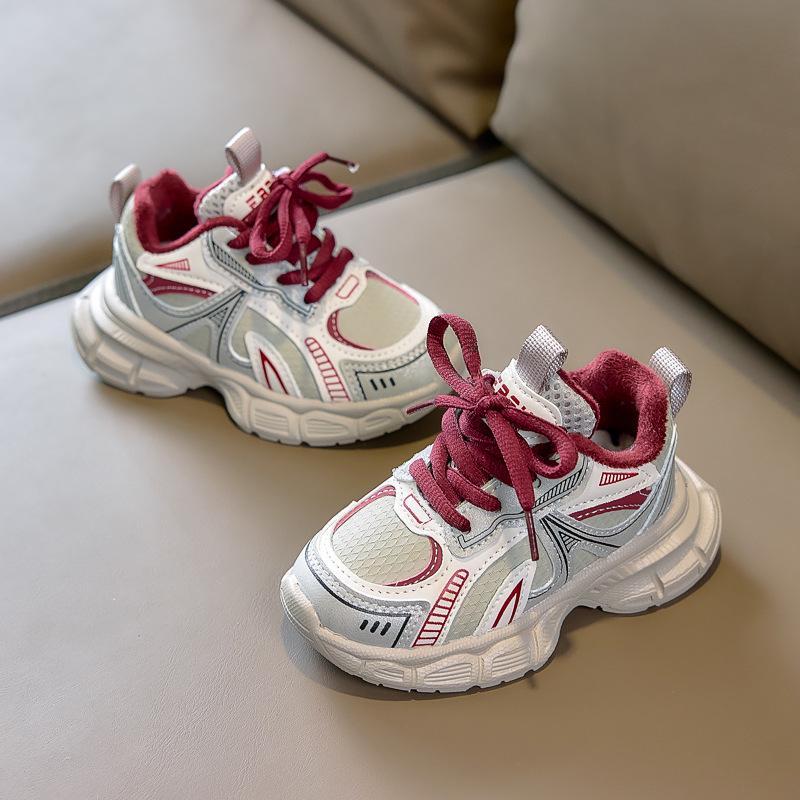 2025 Autumn/Winter Kids Sports Casual Shoes for Boys and Girls - Trendy and Comfortable Running Sneakers for Older Children.