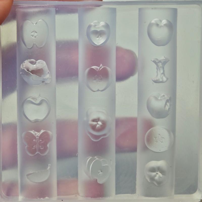 3D Fruit Silicone Nail Mold Sweet Flower Petals Diy Design Manicure Template Carving Nail Art Stencil Soft Stamping Mold Tools