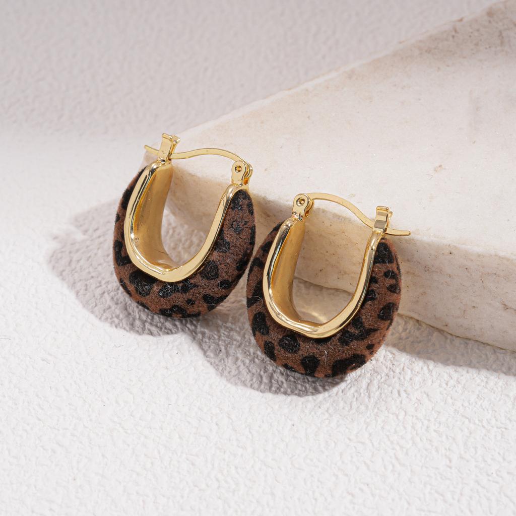 Autumn and Winter Flocking Leopard Print Geometric Round Water Drop U-shaped Ear Buckle Maillard Earrings