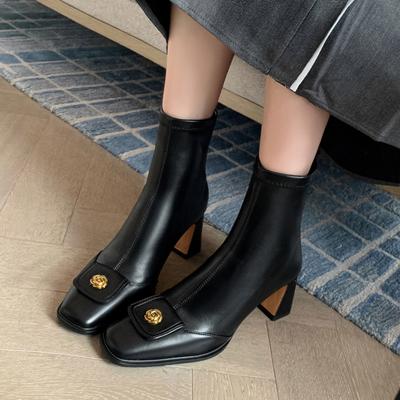 Mode Franse Retro Vierkante Neus Zwarte Enkellaarzen Dames 2025 Winter Elegante Hoge Hak Chelsea Laarzen Metalen Decoratie Designer Schoenen 42