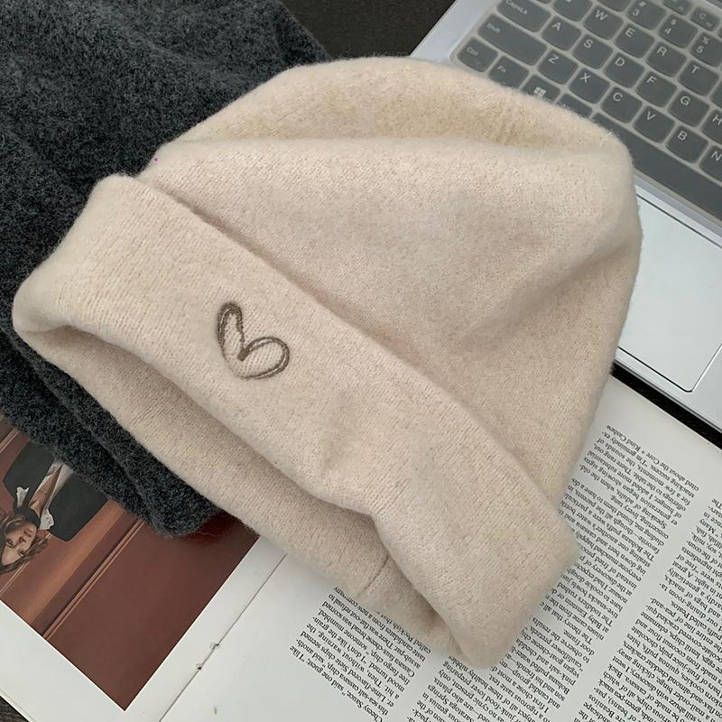 Hat women's autumn and winter warm wool hat big head circumference loose face small ear protectors stacking hat knitted cold hat