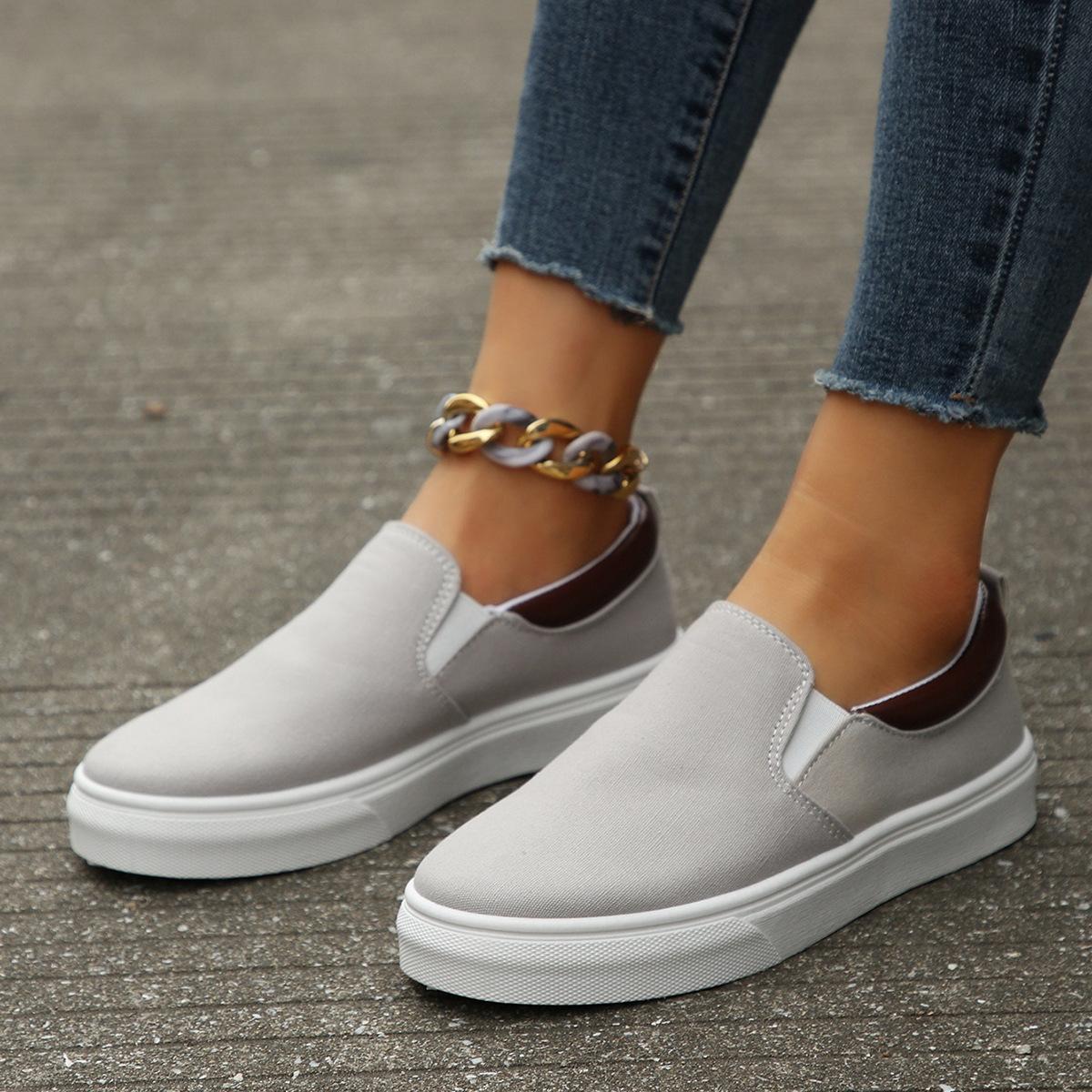 Old Beijing cloth shoes casual little white shoes fashion Korean version versatile board shoes soft sole non-slip female mother shoes 36 2980₽