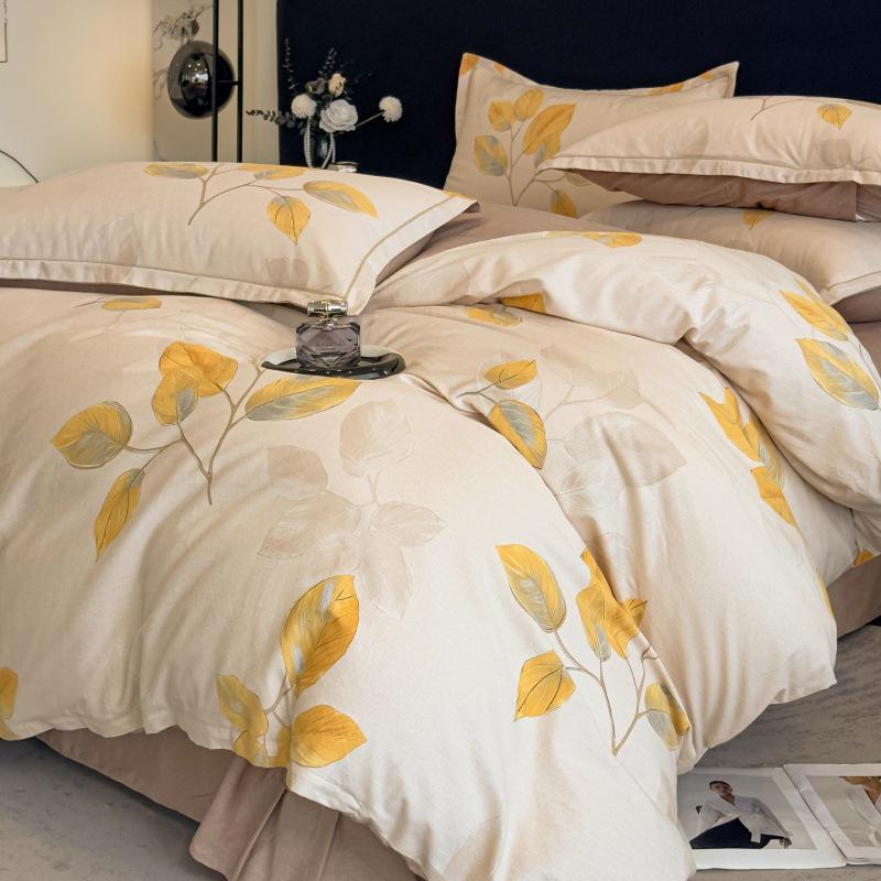 Thickened All-Cotton 4-Piece Floral Duvet Cover & Bed Sheet Set for Autumn/Winter