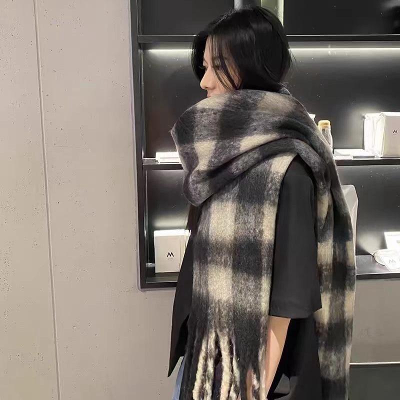 Korean gradual change striped scarf women's winter thickened imitation cashmere shawl dual-purpose warm atmosphere fringed scarf