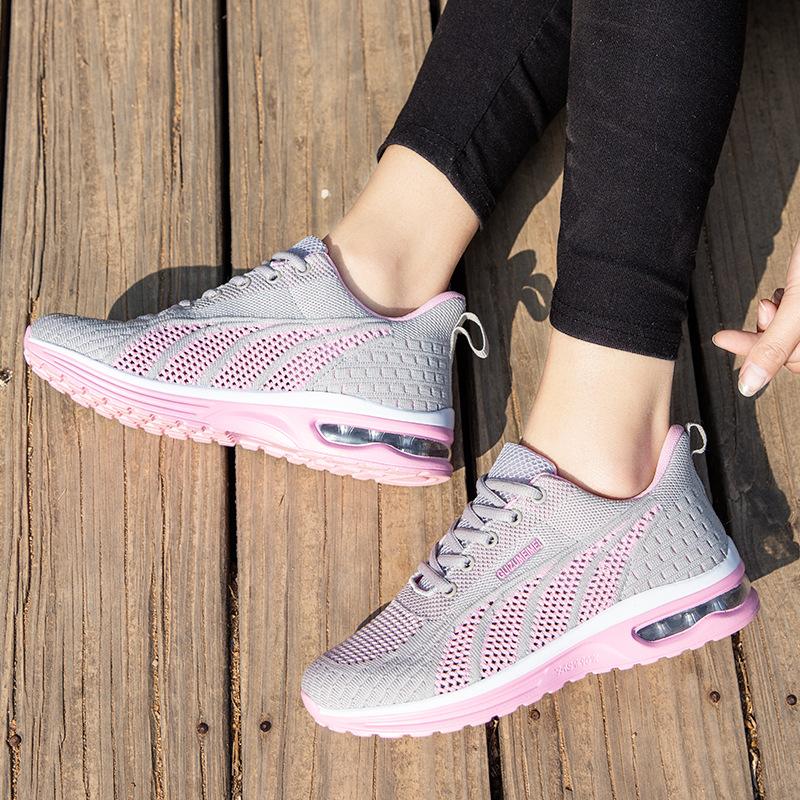 

Men s shoes summer new fly-woven soft-soled running shoes casual fashion men s shoes comfortable and breathable student sports women s shoes 42