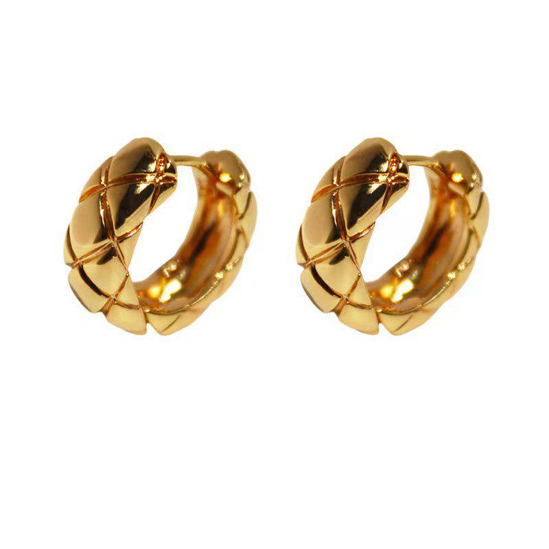 18K Gold Plated Korean Geometric Ear Cuffs - Plaid Earrings for a Fashionable, Sophisticated Look.