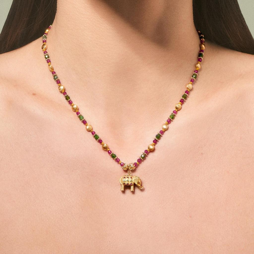 Medieval Natural Stone Beaded Maillard Stacked Necklace Light Luxury Niche Fashion Collarbone Chain Necklace
