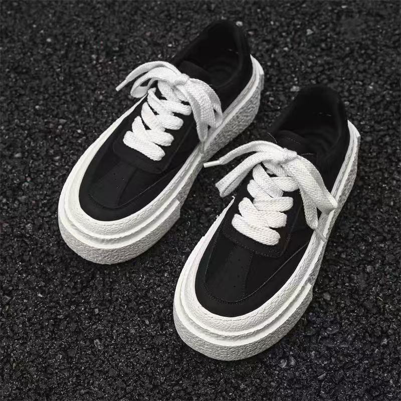 Sneakers Chunky Black Non Slip Round Toe Casual Shoes for Men With Laces Designer Luxury Without Leather Retro Hiking Man Shoe