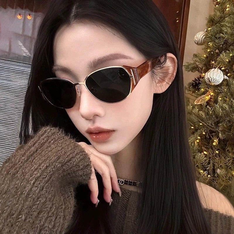 Fashionable and High-end Retro Sunglasses for Men and Women Sun Protection Retro Street Photography Cat's Eye Sunglasses