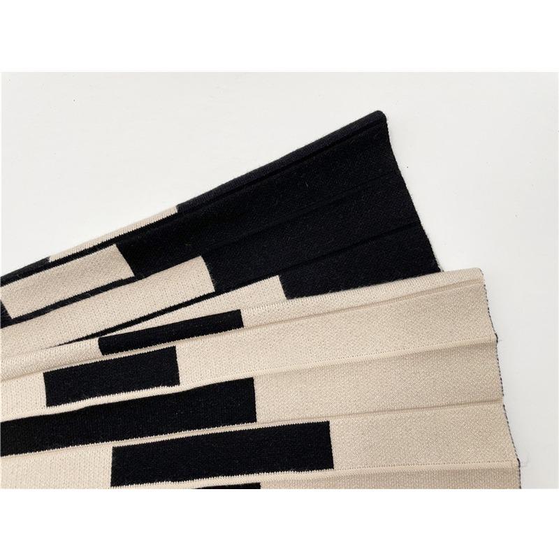 Thickened Autumn/Winter Knitted Skirt for Women High Waist Striped Knitted Pleated Skirt