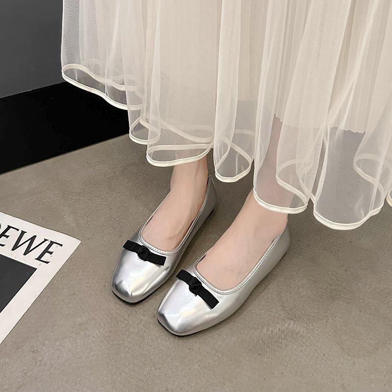 New French Spring and Autumn Evening Wind Fairy Shallow Mouth Single Shoes Female Gentle Flat-bottomed Doudou Shoes Red Pedal