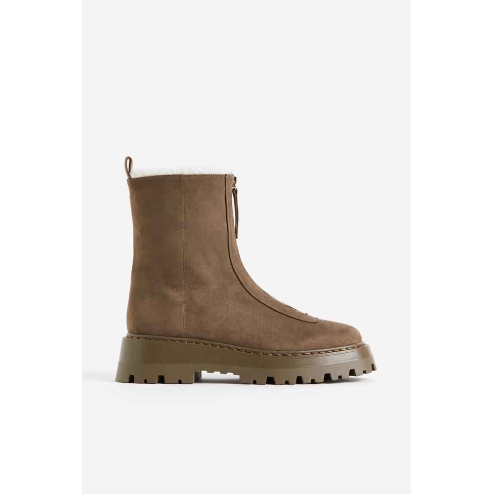 

Зимние ботинки HM с подкладкой коричневого цвета