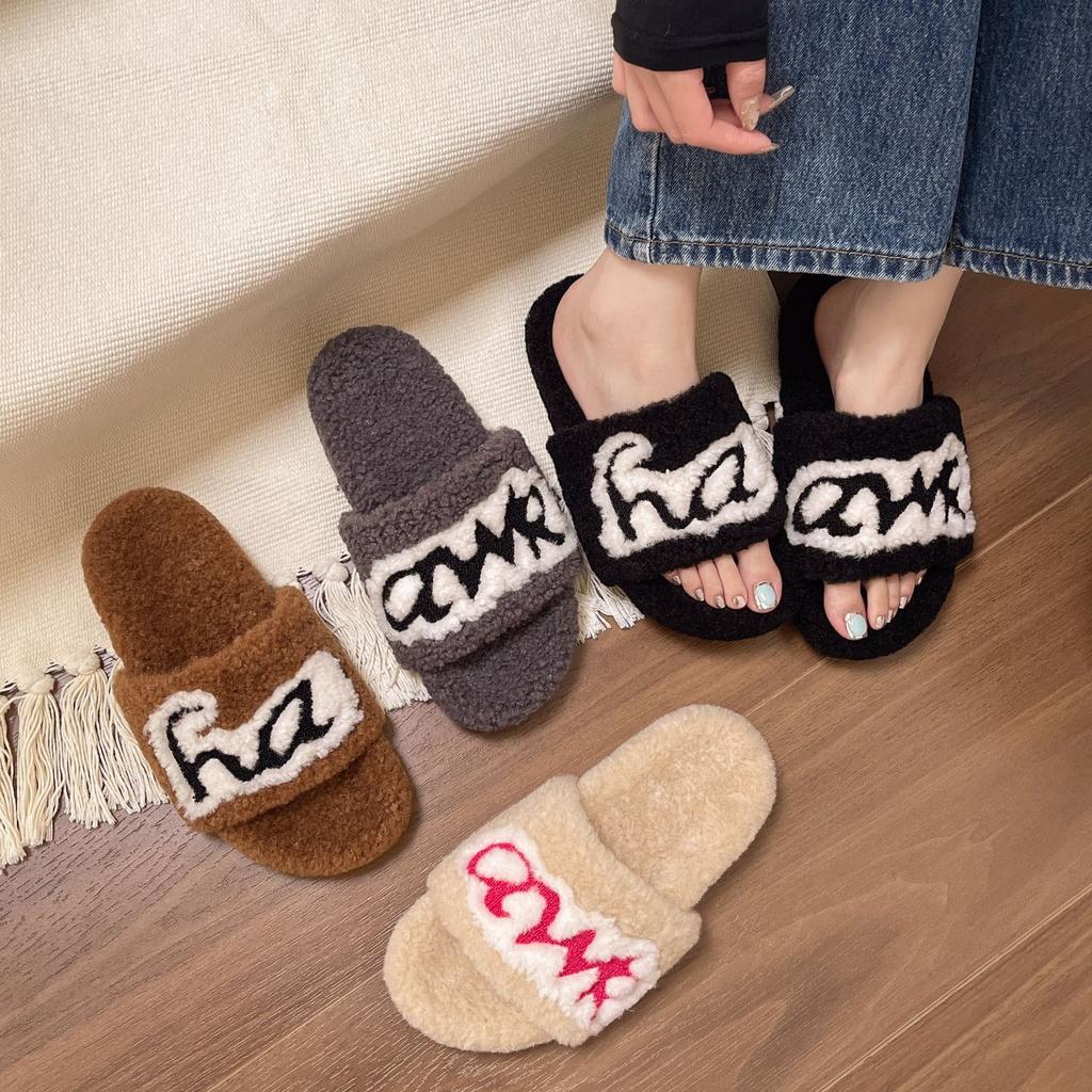 Fashion Fluffy Slippers Women Wear Autumn Winter 2024 New Niche Letters Home Flat Word Cotton Slippers
