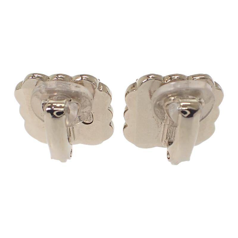 CHANEL  ABE425_B18071_NZT06 Earring white/black metal Women