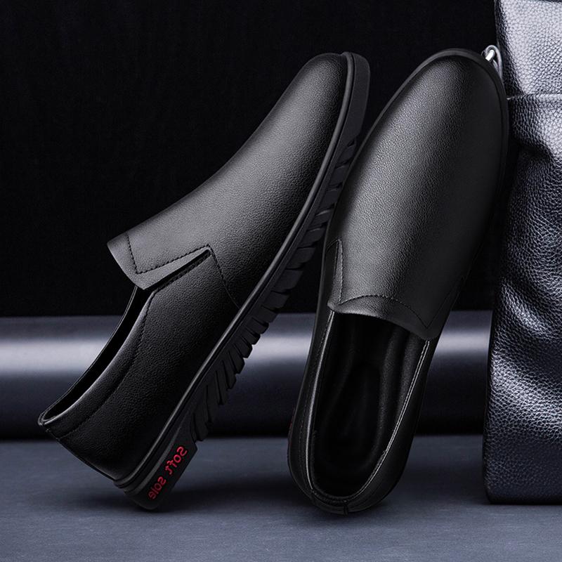 Mens Slip on Flats Genuine Leather Men Loafers Hot Sale Breathable Men's Lazy Shoes Men Casual Stylish Business Shoes