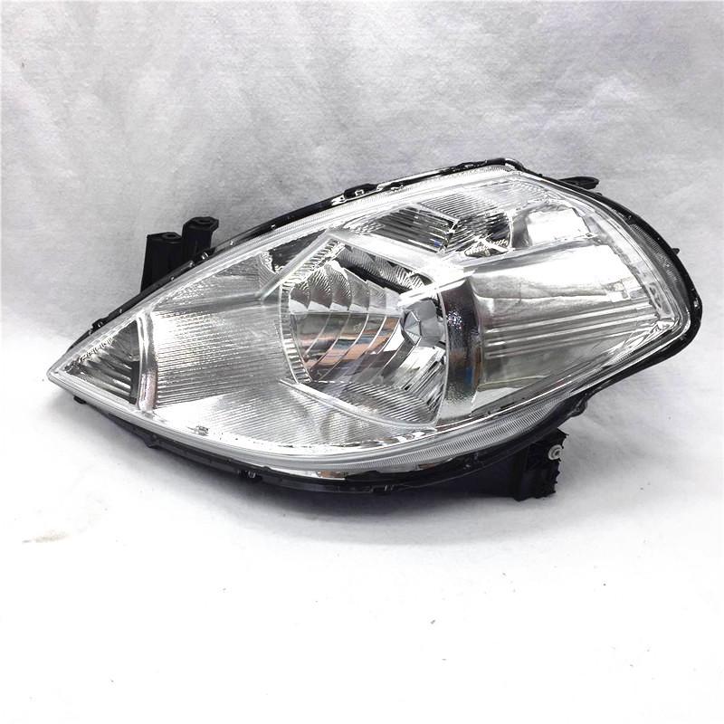 Tiida and Livina Headlight Assembly for 2005-2007 Models