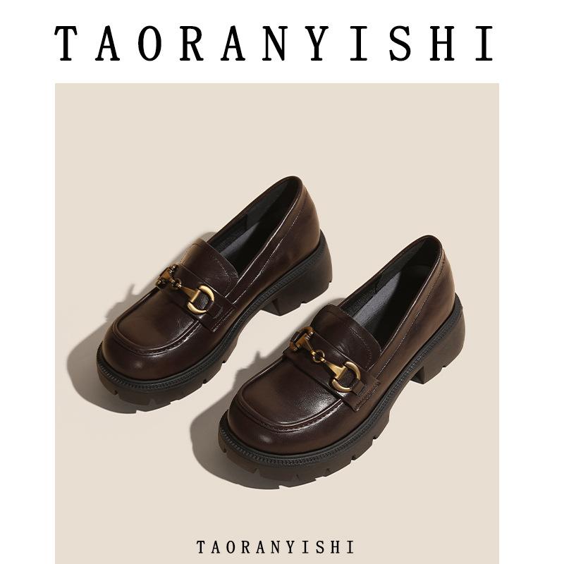 Platform women's autumn new velvet single shoes inner height increase small leather shoes small size 33