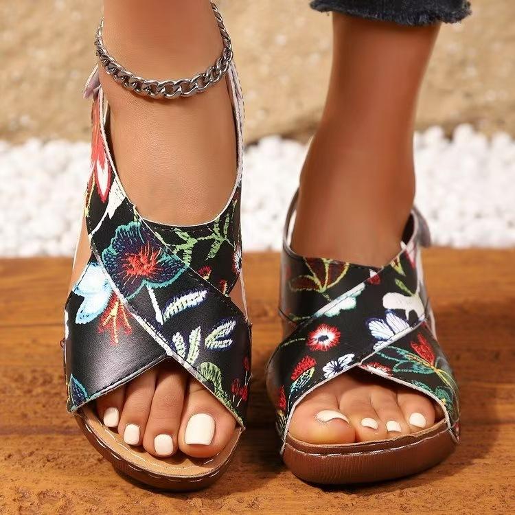 Damenschuhe2025Neue Damen Sandalen mit flachem Boden Kreuz-Klettverschluss hinten Leere Strandsandalen Romanisch Lässig Zehenfrei Keilsandalen