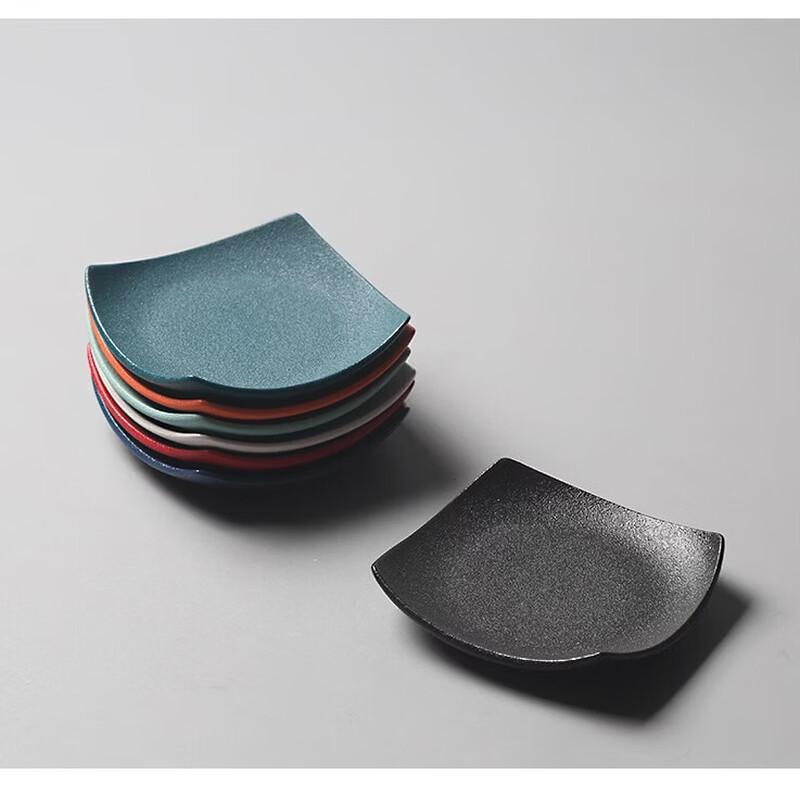Chinese Style Ceramic Tea Cup Mat and Small Dish