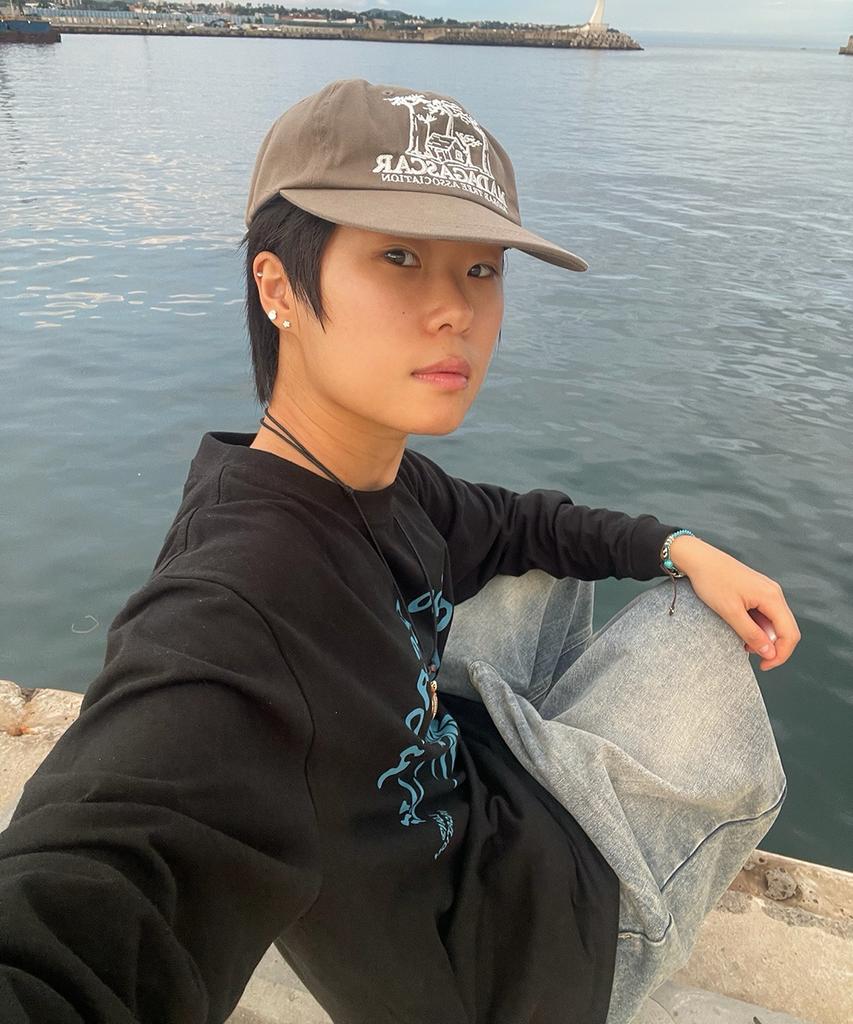 Koso Beach Artwork Long Sleeve (Black)