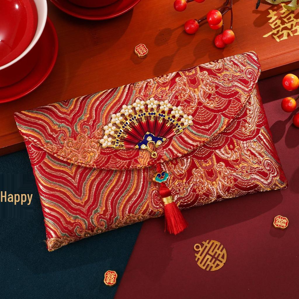 Guochao Year of the Horse 2026 Red Envelope: Fu Character Brocade New Year Lucky Money Envelope, 20,000 Yuan Capacity for Housewarming or Celebration.
