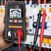 Fortschrittliches digitales Multimeter mit automatischem Moduswechsel Helles Display Datenspeicherfunktion für elektrische Beurteilung