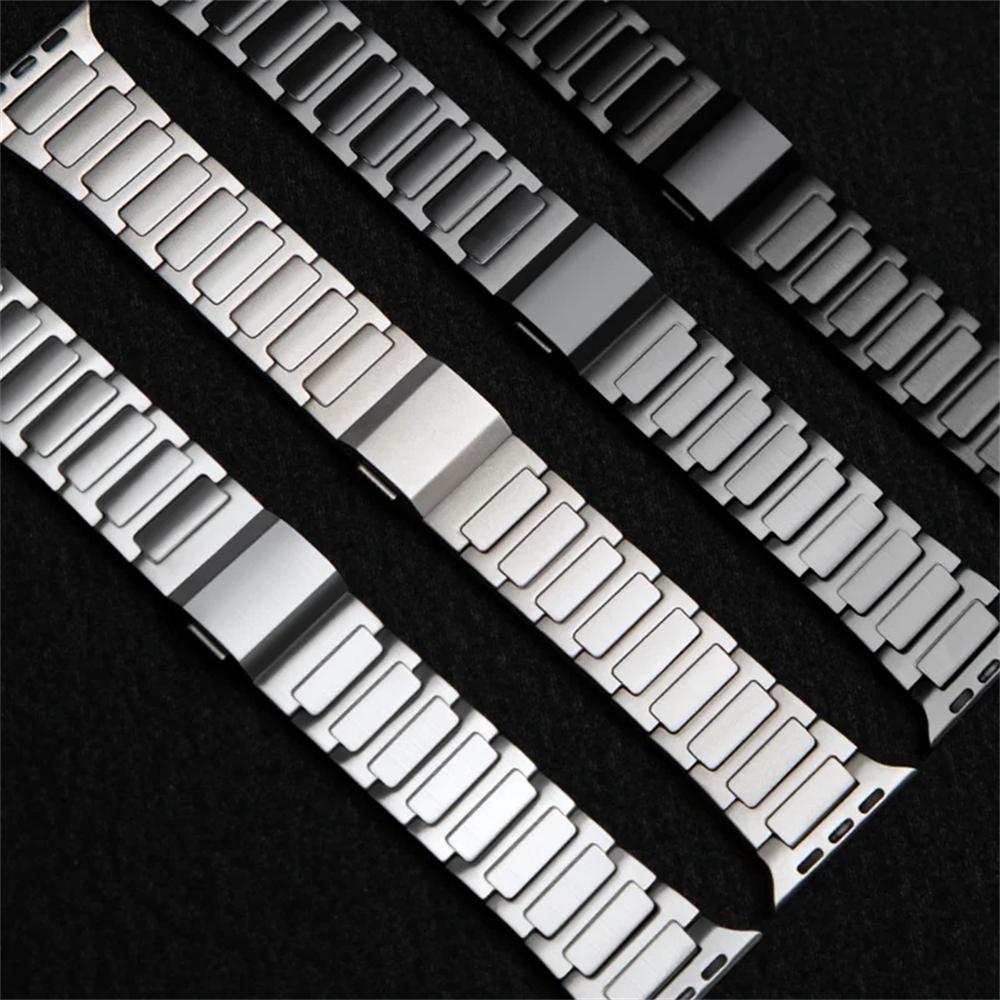 Titanium Alloy Metal Band For Apple Watch Ultra 3 11 10 9 8 7 SE 6 Silicone Magnetic Bracelet Strap For iWatch 42mm 44 45mm 46mm 49m