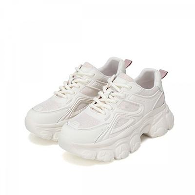 Încălțăminte pentru femei – Adidaşi