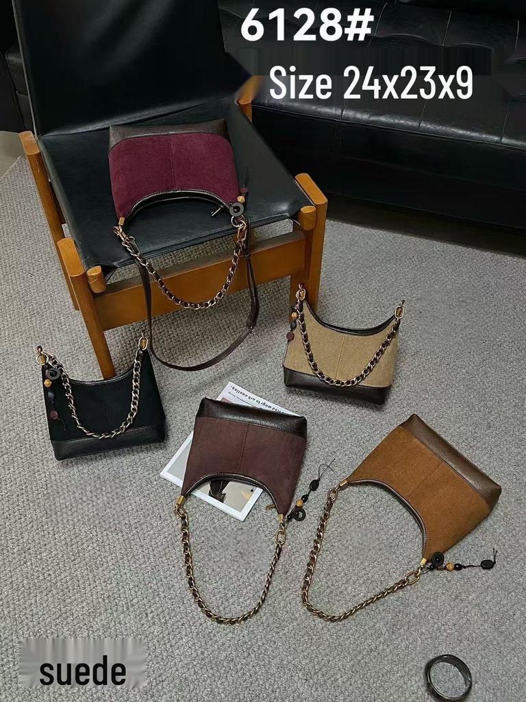 Autumn Luxury Versatile Women's Suede Chain Crossbody Handbag