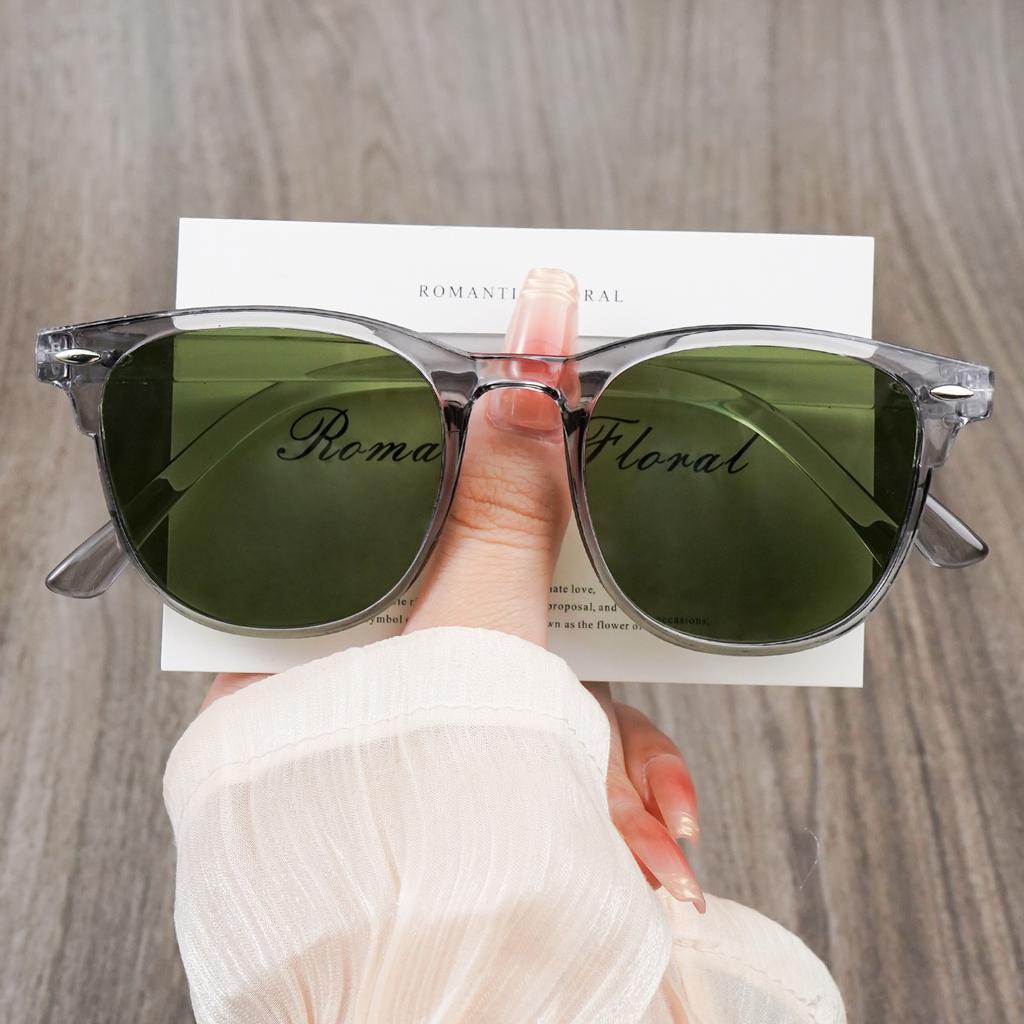 Trendy Fashion Sunglasses Polycarbonate Frame & Lens Unisex Stylish Ins-Style Decorative Eyewear For Men And Women