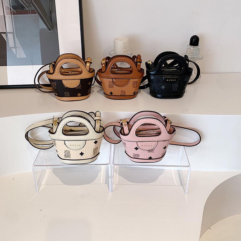 Children's small bag, girls' portable vegetable basket, exquisite mini high-end girl accessories bag