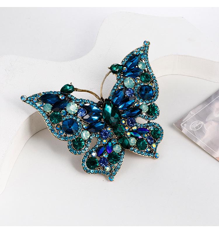 Vintage Inlaid Diamond Butterfly Brooch - Elegant Retro Insect Pin for Women