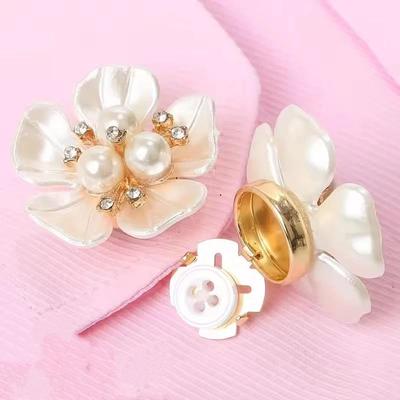 1/2/5Pcs Floral  Pearl Button Cover Decorative Clip For Shirts And Dresses Easy Installation  Accessory Gift