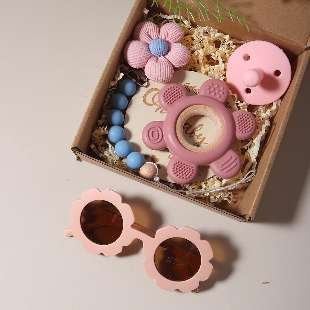 Baby Teether Gift Set With Flower Teething Pacifier Chain Baby Sunglass New Born Baby Teether Set