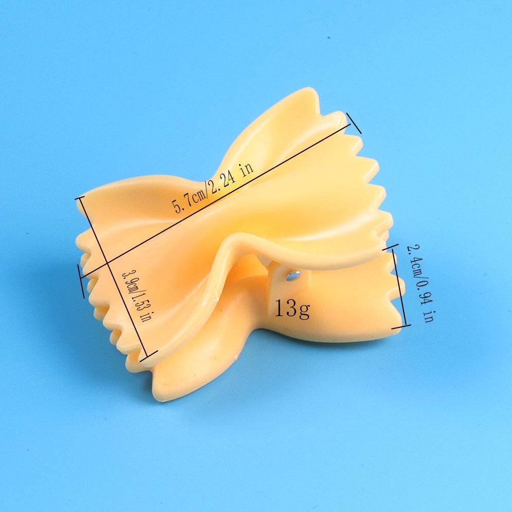 Cute Chip Clip: Creative Storage & Sealing Solution for Snacks, Food Preservation, and Office Use. Moisture-Proof and Practical.