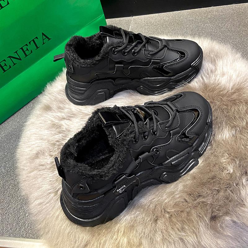2025 Autumn and Winter Velvet Dad Shoes Ins Tide Increase Casual Sports Shoes Women's Platform Versatile Korean Version Cotton Shoes Women's K-9