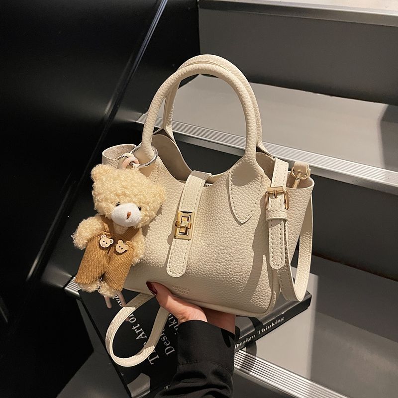 Xia Xiao Fresh Versatile Handbag Women's New Casual Bucket Bag Commuter Shoulder Messenger Bag