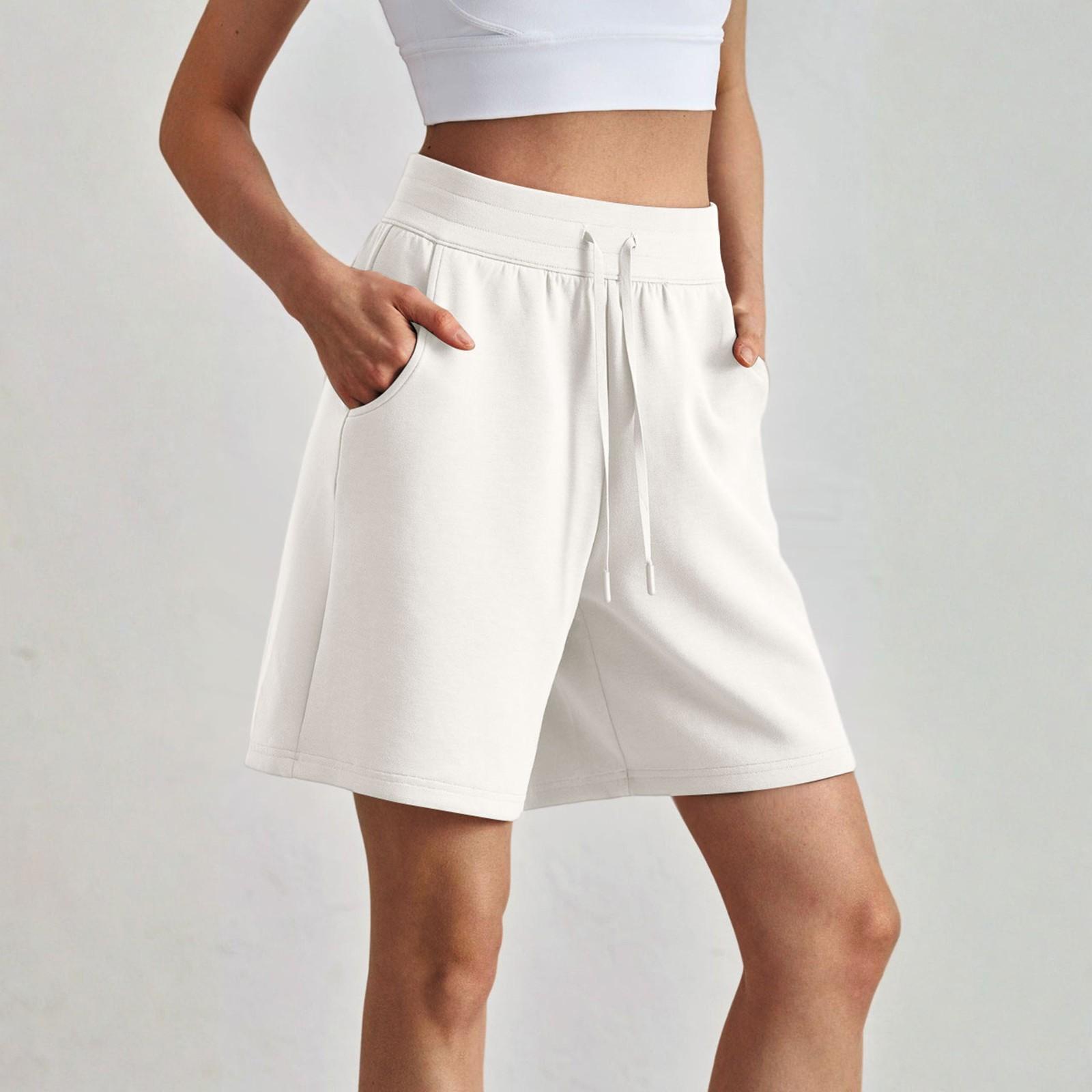 

Женские шорты-бермуды длинные свободные с карманами до колена для йоги, повседневной ходьбы, тренировочные шорты L бежевый