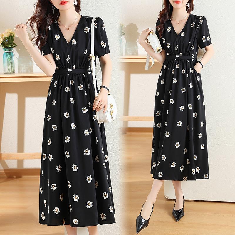 

Платье миди в стиле Хепберн с цветочным принтом, V-образным вырезом и приталенным силуэтом для женщин, лето 2023 Medium чёрный