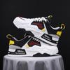 Mode Frühling Neu Leder Freizeitschuhe Mann Flache Sneaker Atmungsaktiv Anti-Geruch Luftpolster Laufschuh Graffiti Skateboard-Schuh