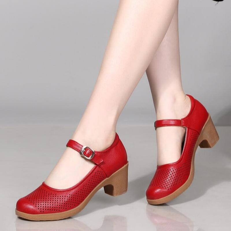 Sommer Lässig Damen Klobiger Absatz Leicht Atmungsaktiv Punktdekor Bequem Outdoor Knöchelriemen Niedriger Blockabsatz Tanzschuhe Sandalen