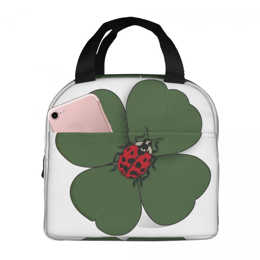Ladybug On The Four Leaf Grass Insulated Lunch Bag for Kids School Cooler Thermal Food Box Tote Leakproof Lunch Boxes Container