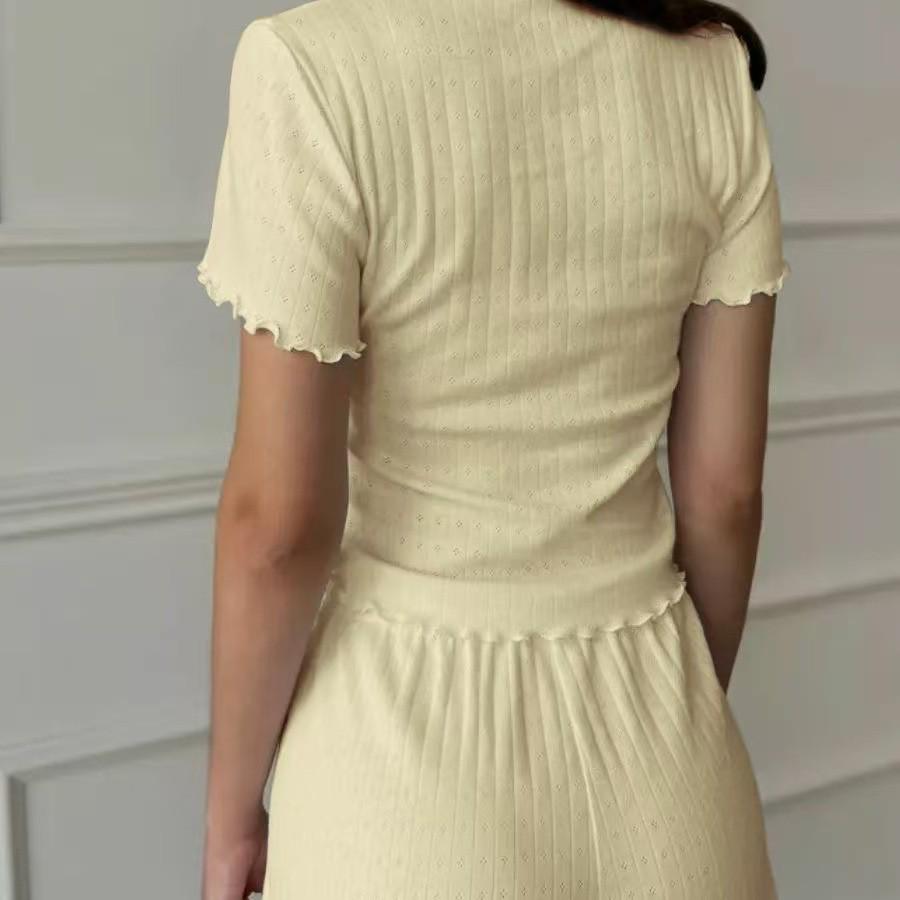 2025 Europäisches & Amerikanisches Mode Schlankmachendes Jacquard Rüschenbesatz Zweiteiliges Freizeit-Set mit Rundhals Kurzarm-Oberteil & Shorts