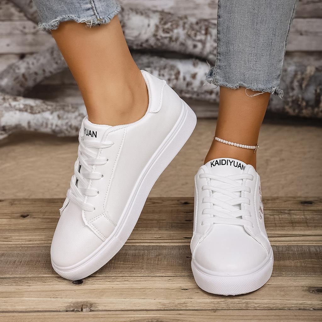 Spring and Autumn New Round Head Thick Sole Comfortable Casual Sports Shoes Fashion Lace-Tie Slightly Vulcanized Shoes Women