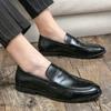 Mens Dress Shoes Pu Leather Fashion Men Business Dress Loafers Pointy Shoes