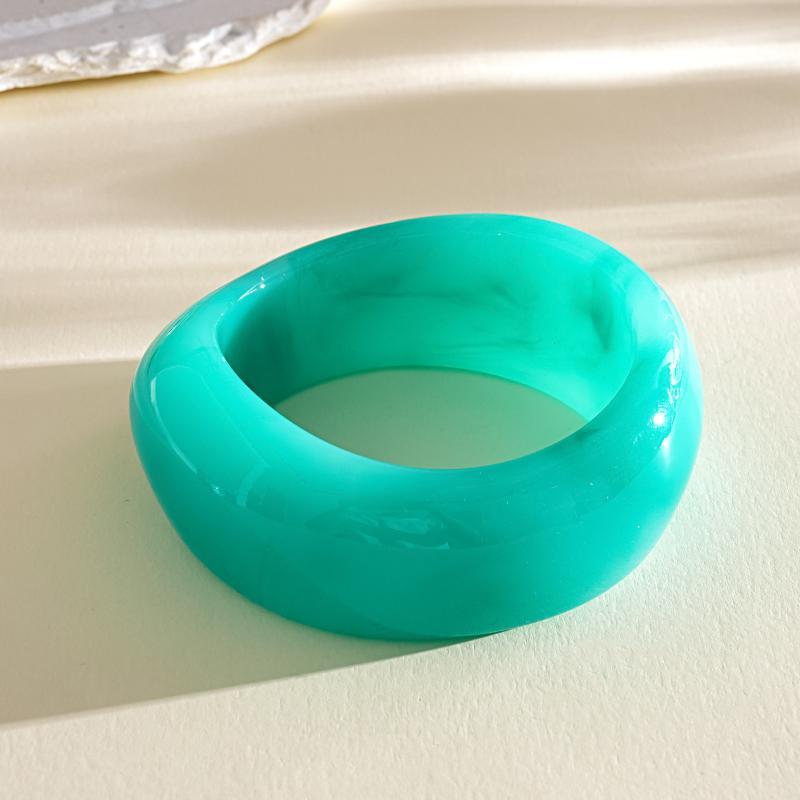 Y2K Boho Vintage Resin Bangle Women Wide Round Bracelet Dopamine Color Statement Wrist Jewelry For Daily Party Wear Accessories