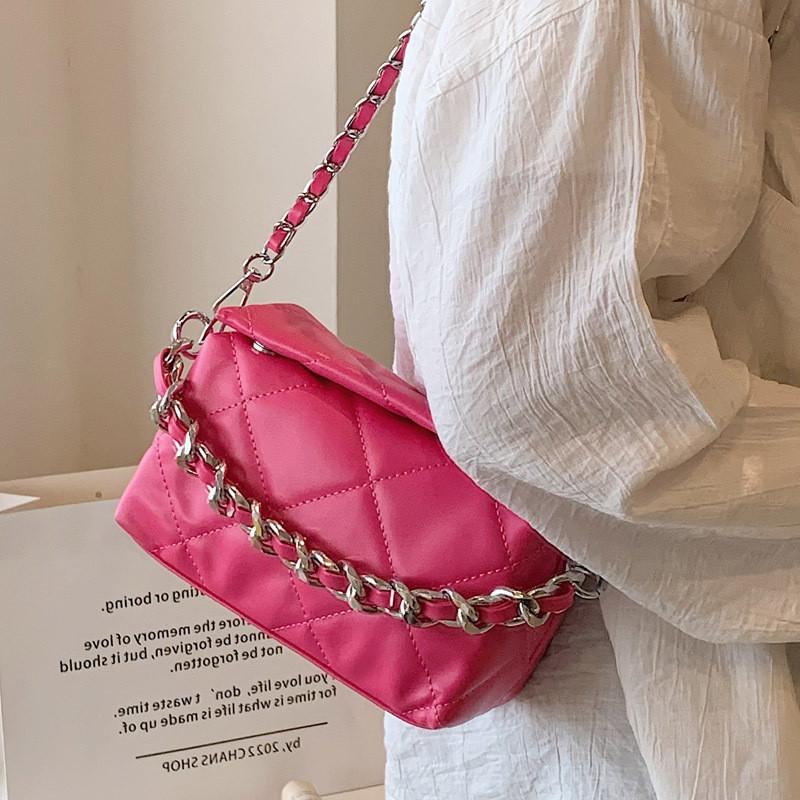 IELGY All-Match Diamond Chain Shoulder Bag Fashion Simple Cross-Body Small Square Bag