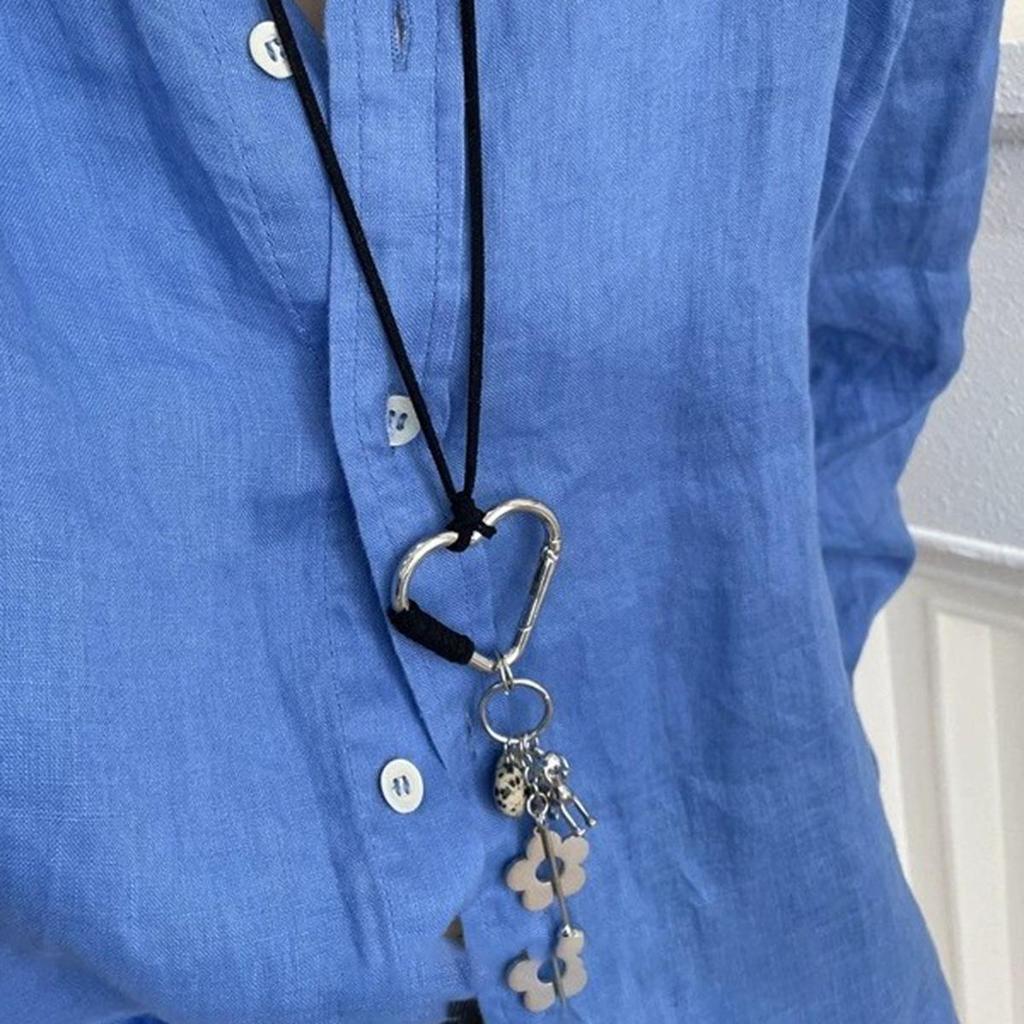 Heart Flower Cotton Rope Necklace - Natural Stone Pendant, Sweater Chain, Light Luxury Design, Versatile Neckwear